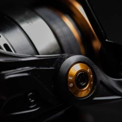 Savage Gear SG8 Spinning Reel